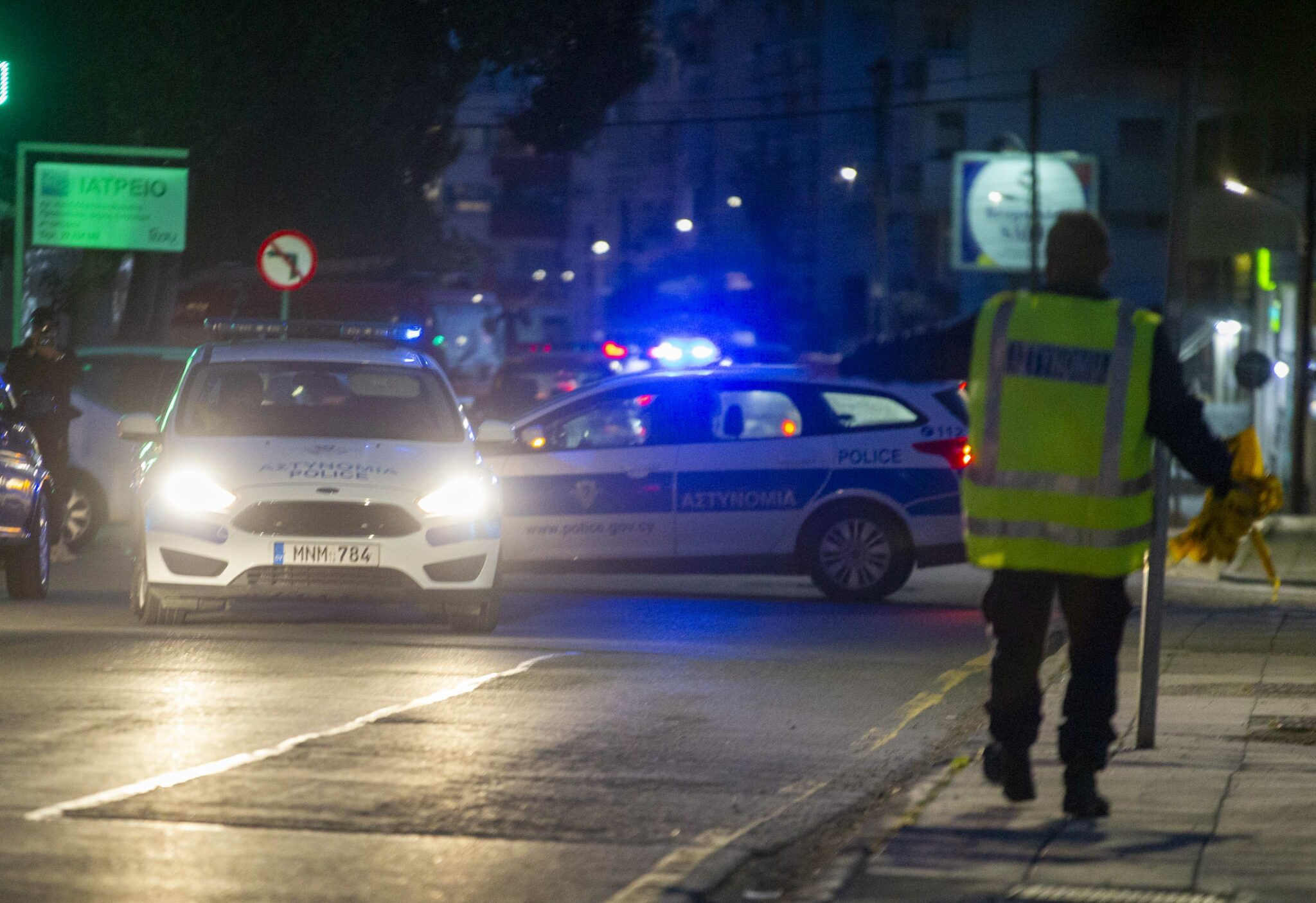 Τον έπιασαν στα πράσα να κλέβει υπεραγορά - Ανέσυρε μαχαίρι τραυματίζοντας υπάλληλο