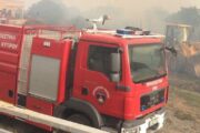 Οριοθετήθηκε η πυρκαγιά μεταξύ Γιόλου και Δρύμου