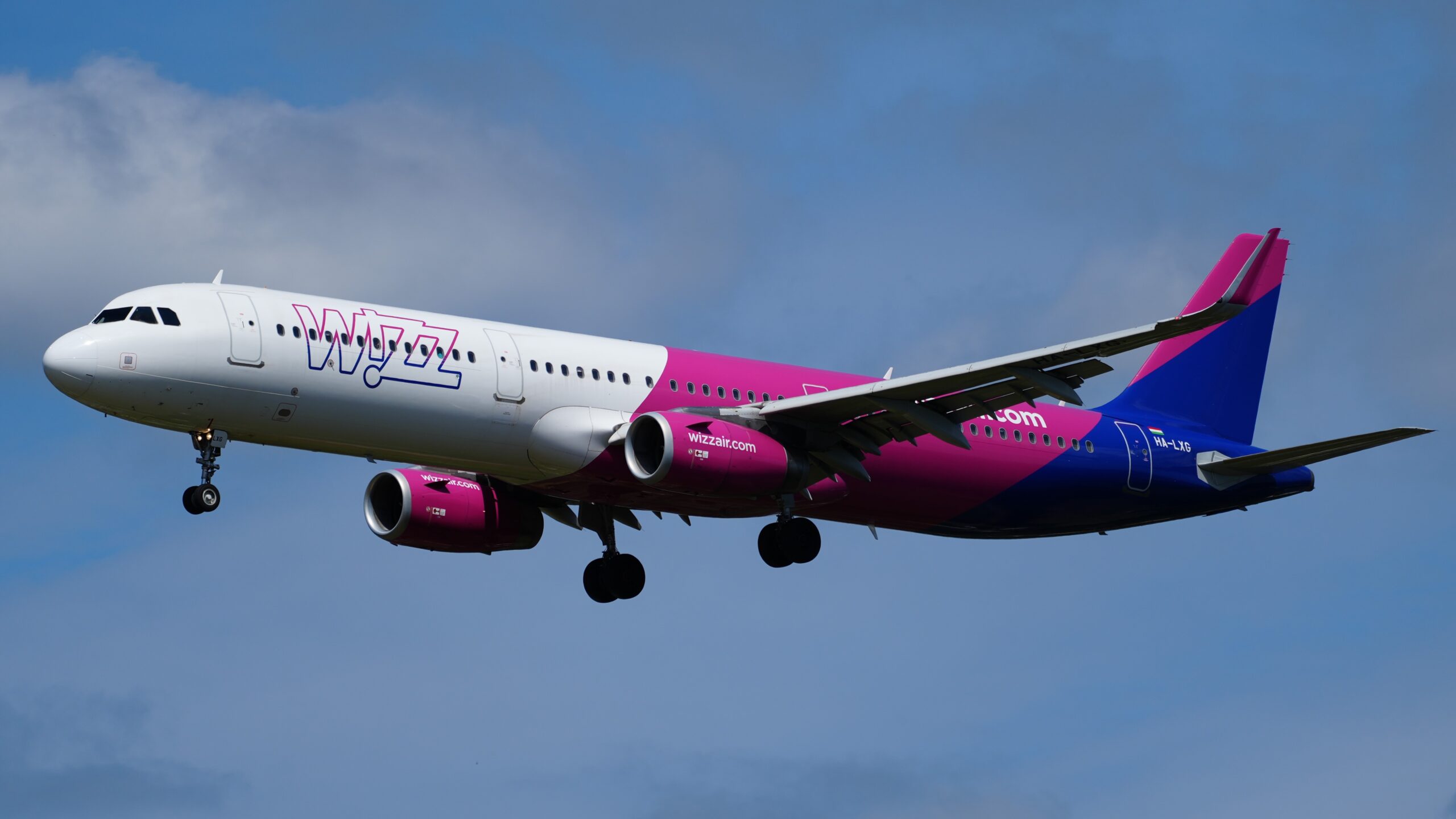 Η Wizz Air ανακοινώνει τη νέα διαδρομή από Πάφο σε Βαρσοβία