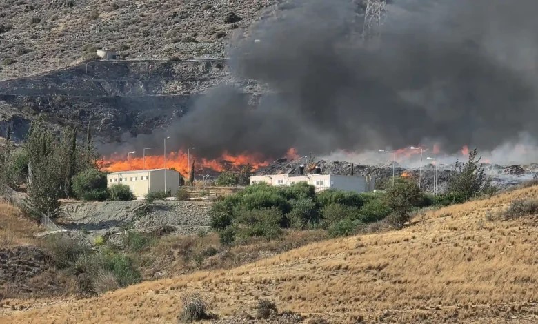 Δραματική η κατάσταση με τις πυρκαγιές στους σκυβαλότοπους, λέει ο Κοινοτάρχης Αγ. Μαρινούδας