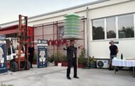 Ο Αριστοτέλης Βαλαωρίτης από την Πάφο κατέκτησε το ρεκόρ για τα περισσότερα ποτήρια στο κεφάλι!