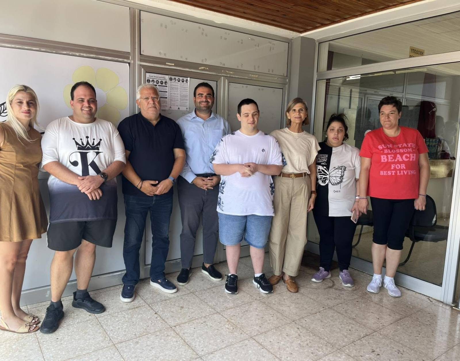 Τελετή παράδοσης των εισφορών προς το Ίδρυμα Μαργ. Λιασίδου από Πετρίδειο και Δημ. Συμβούλιο Νεολαίας Πάφου