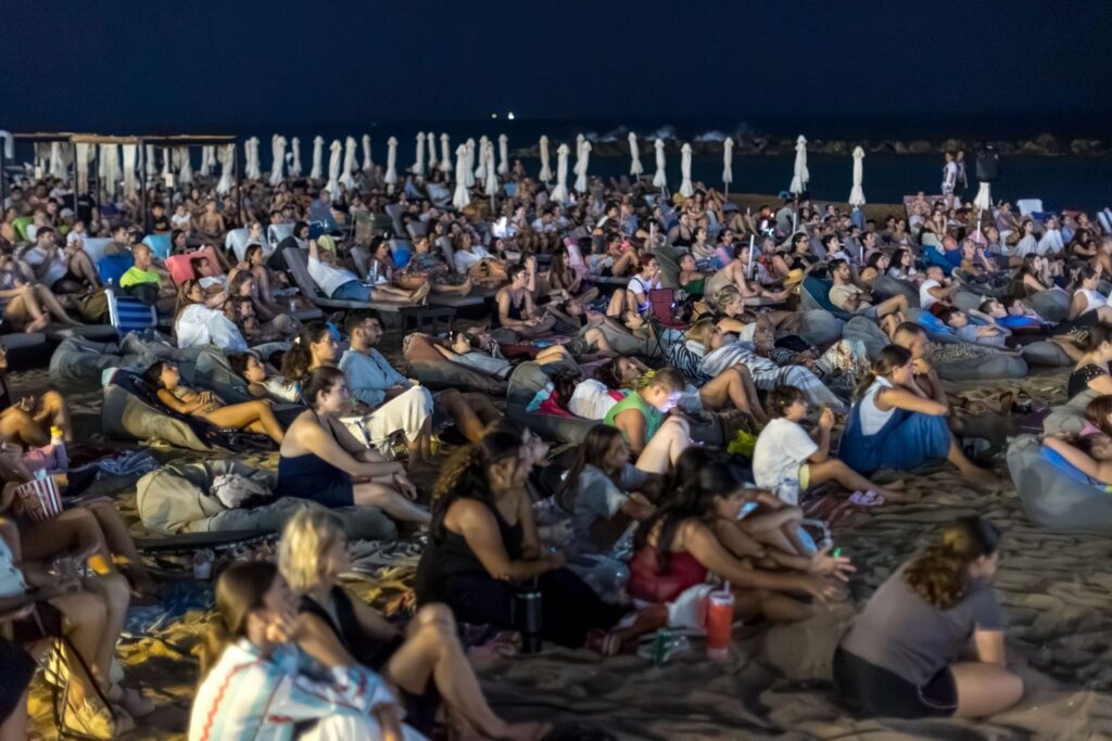 Δεύτερο παραθαλάσσιο θερινό σινεμά από το Πετρίδειο Ίδρυμα