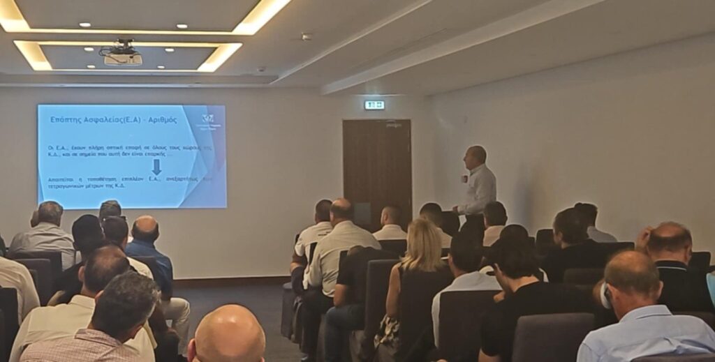 Ο Δ. Πάφου επιβάλλει τις πρόνοιες της ισχύουσας νομοθεσίας για τις κολυμβητικές δεξαμενές