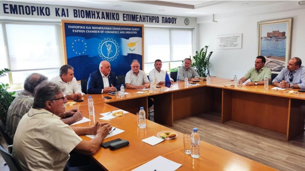 Συνάντηση Σ.Κ ΕΔΕΚ με το ΕΒΕ Πάφου