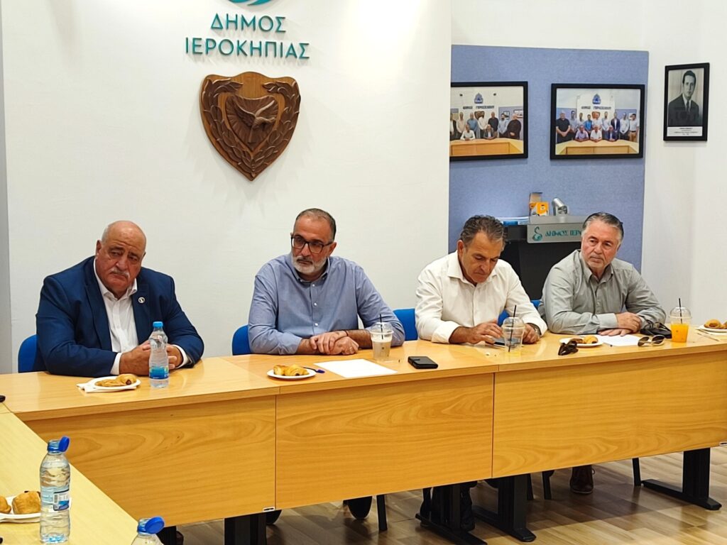 Επίσκεψη Προέδρου ΕΔΕΚ στον Δήμο Ιεροκηπίας