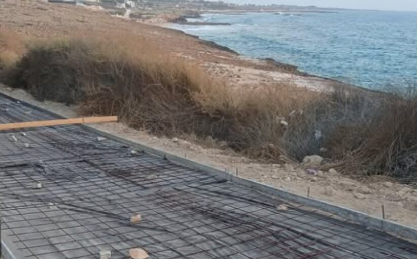 Επεκτείνεται ο παραλιακός πεζόδρομος Χλώρακας