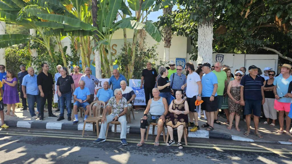 Εκδήλωση στήριξης στο Riccos Beach: Πολίτες και τοπικές αρχές στο πλευρό της οικογένειας Ρίκκου