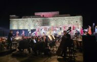 Ο διάσημος χορός του Ζορμπά στο Μεσαιωνικό κάστρο της Κ.Πάφου