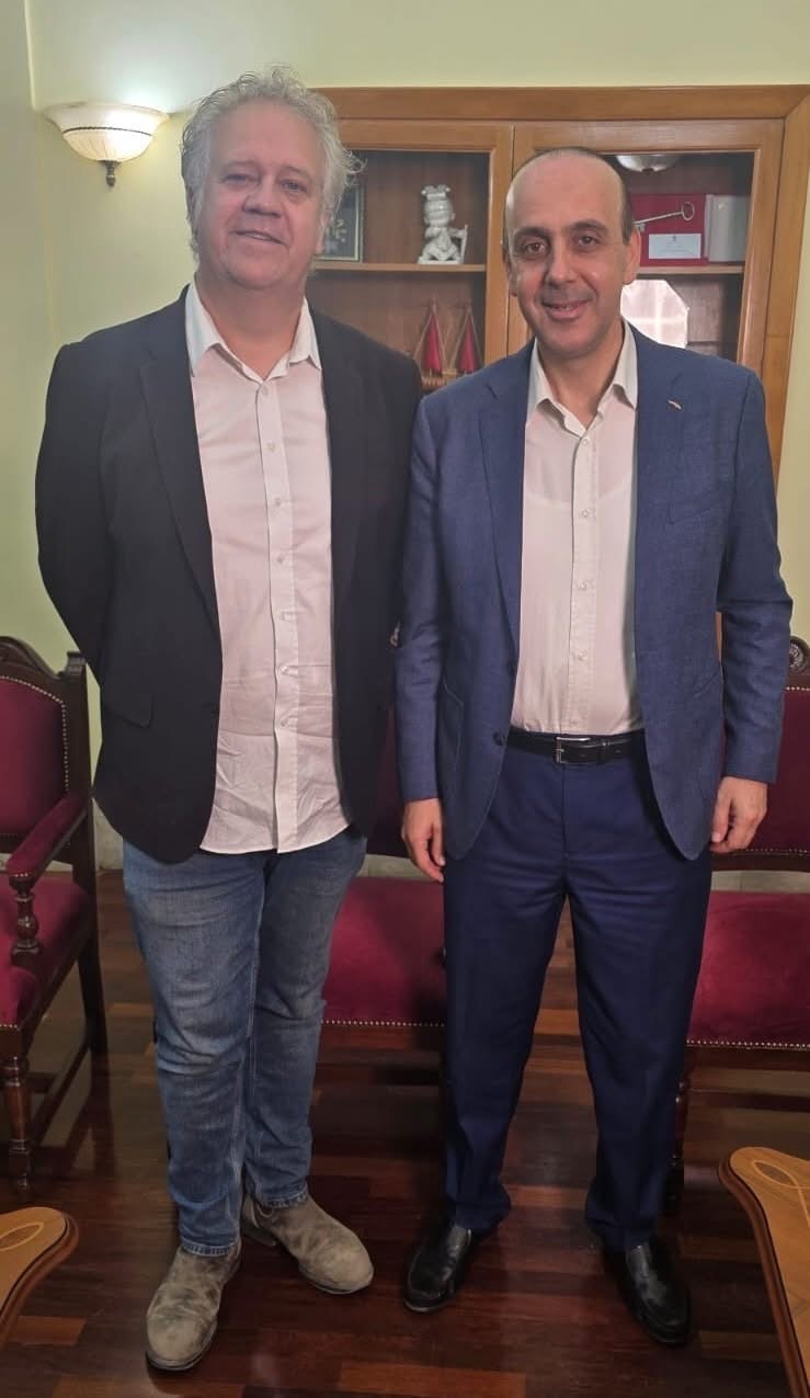 Συνάντηση του Δημάρχου Πάφου με τον Διευθυντή του Αρχαιολογικού Προγράμματος για το Θέατρο της Πάφου του Πανεπιστημίου του Σίδνεϋ