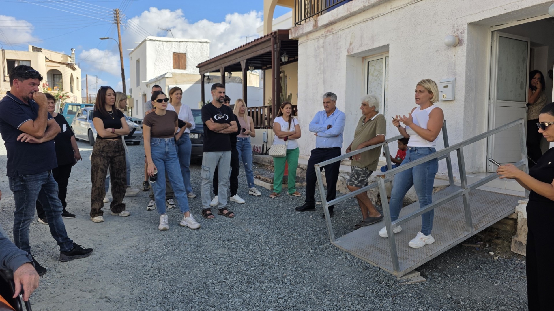 Διαμαρτυρία κατοίκων Αναρίτας για προβλήματα με προσβάσης λόγω ημιτελών έργων