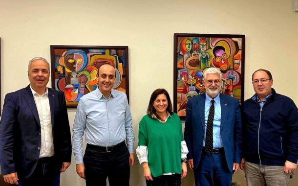 Πολύ σημαντική συνάντηση Φαίδωνος στο Λονδίνομε Λουίζα Λεβέντη