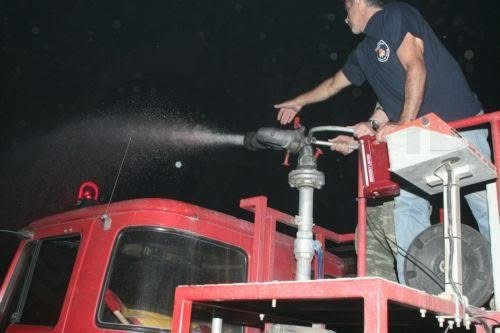 Κινδύνευσαν κατοικίες από πυρκαγιά σε καλαμιώνες στην κοίτη του ποταμού Χρυσοχού