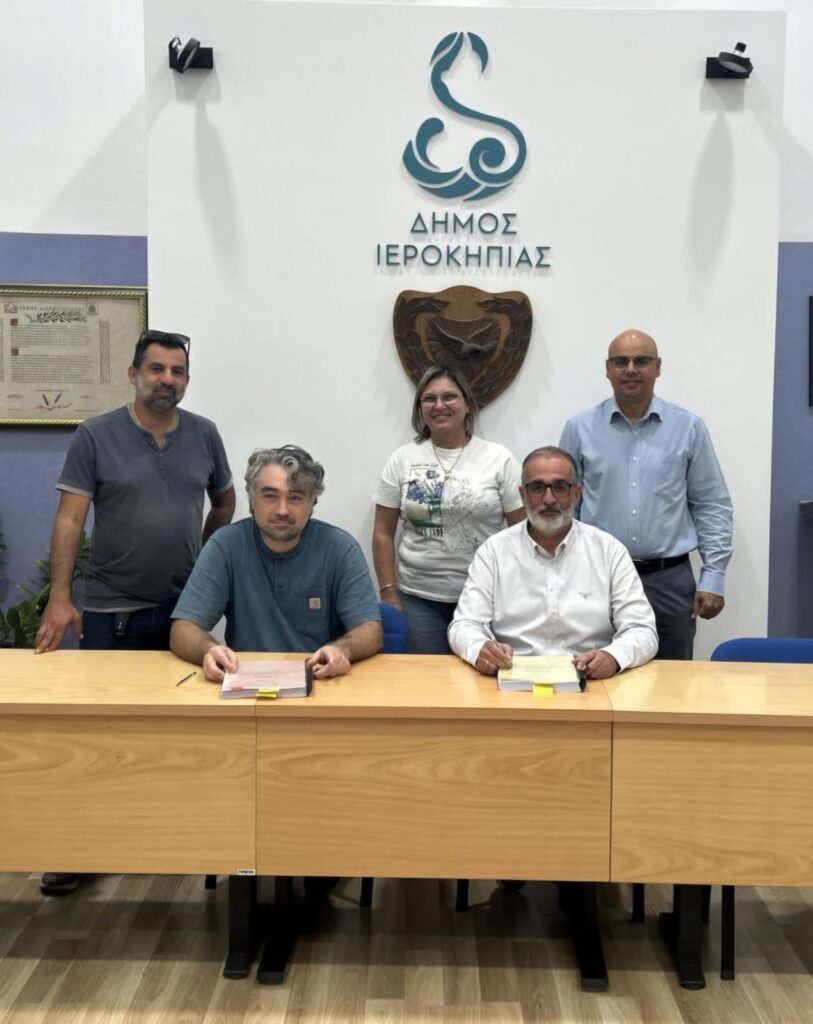 Υπογραφή συμφωνίας για όργανα υπαίθριας εκγύμνασης και άλλο εξοπλισμό σε πάρκα Δ. Ιεροκηπίας