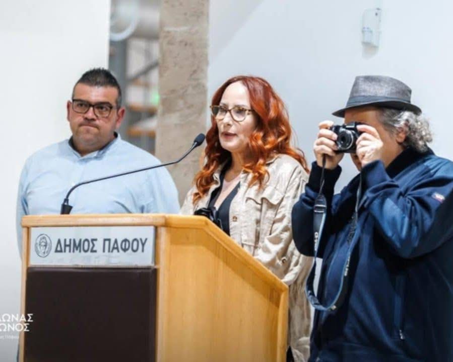 Τρεις Παφίτες φωτογράφοι αποτυπώνουν με τον φακό τους έναν κόσμο που αλλάζει