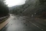 Έντονες βροχοπτώσεις προκάλεσαν κατολισθήσεις σε πολλούς ορεινούς δρόμους