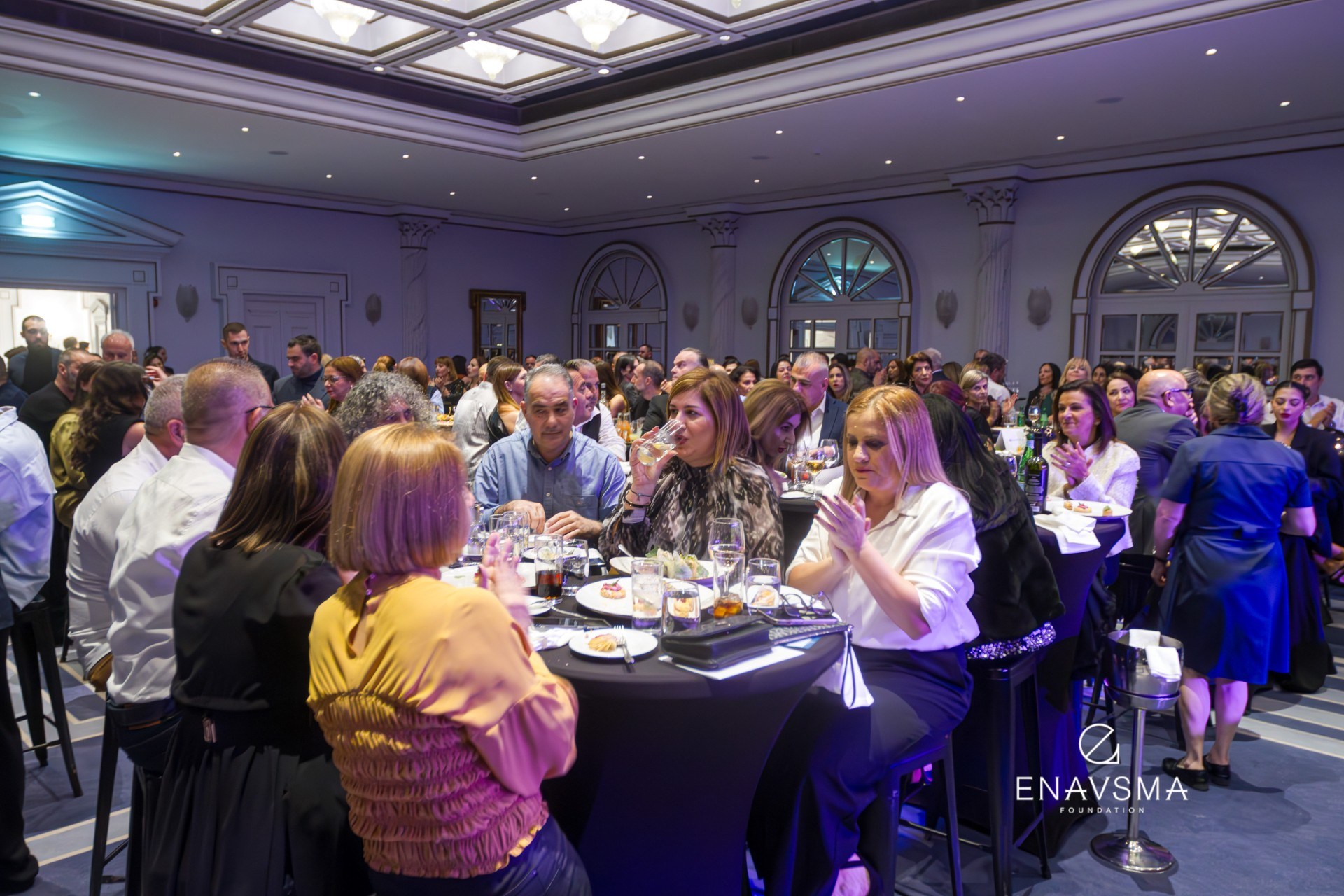 Ένα μοναδικό Χριστουγεννιάτικο πάρτι από τo ENAVSMA Foundation