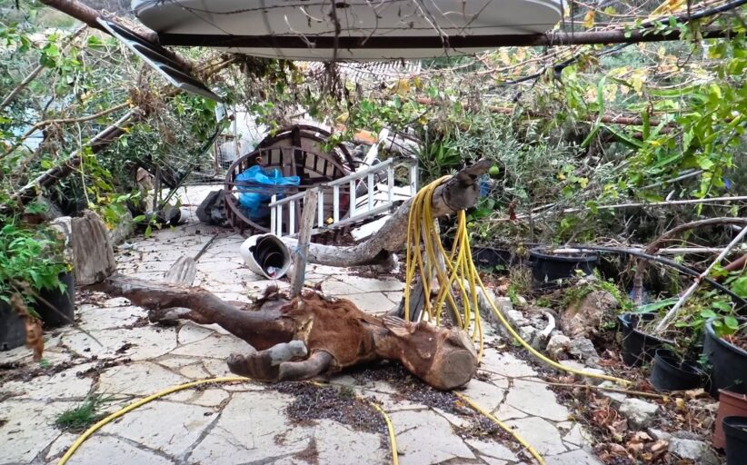 Ζημιές στην Τάλα από ανεμοστρόβιλο