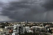 Nέα κίτρινη προειδοποίηση σε ισχύ από ξημερώματα Kυριακής