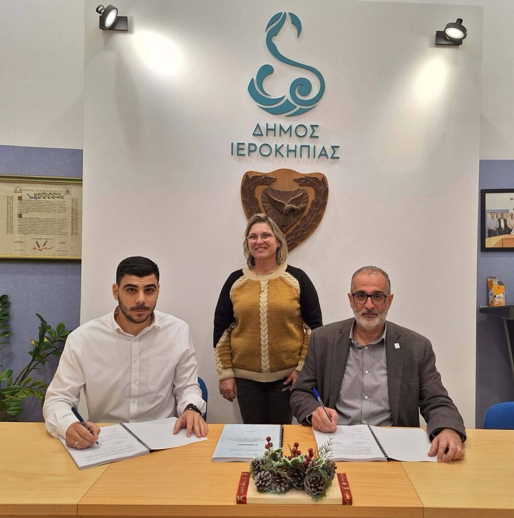Συμφωνία για επανασφαλτοστρώσεις οδών στον Δήμο Ιεροκηπίας