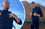 Ανακοίνωσε υποψηφιότητα  μπροστά στο Κάστρο της Πάφου φορώντας… αλεξίσφαιρο γιλέκο