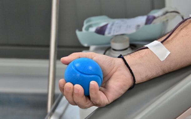 Βραδιά αλληλεγγύης και ενημέρωσης με «Καφέ με Αγάπη» στην Πόλη Χρυσοχούς