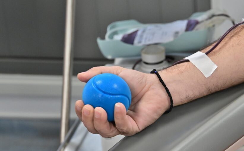 Βραδιά αλληλεγγύης και ενημέρωσης με «Καφέ με Αγάπη» στην Πόλη Χρυσοχούς