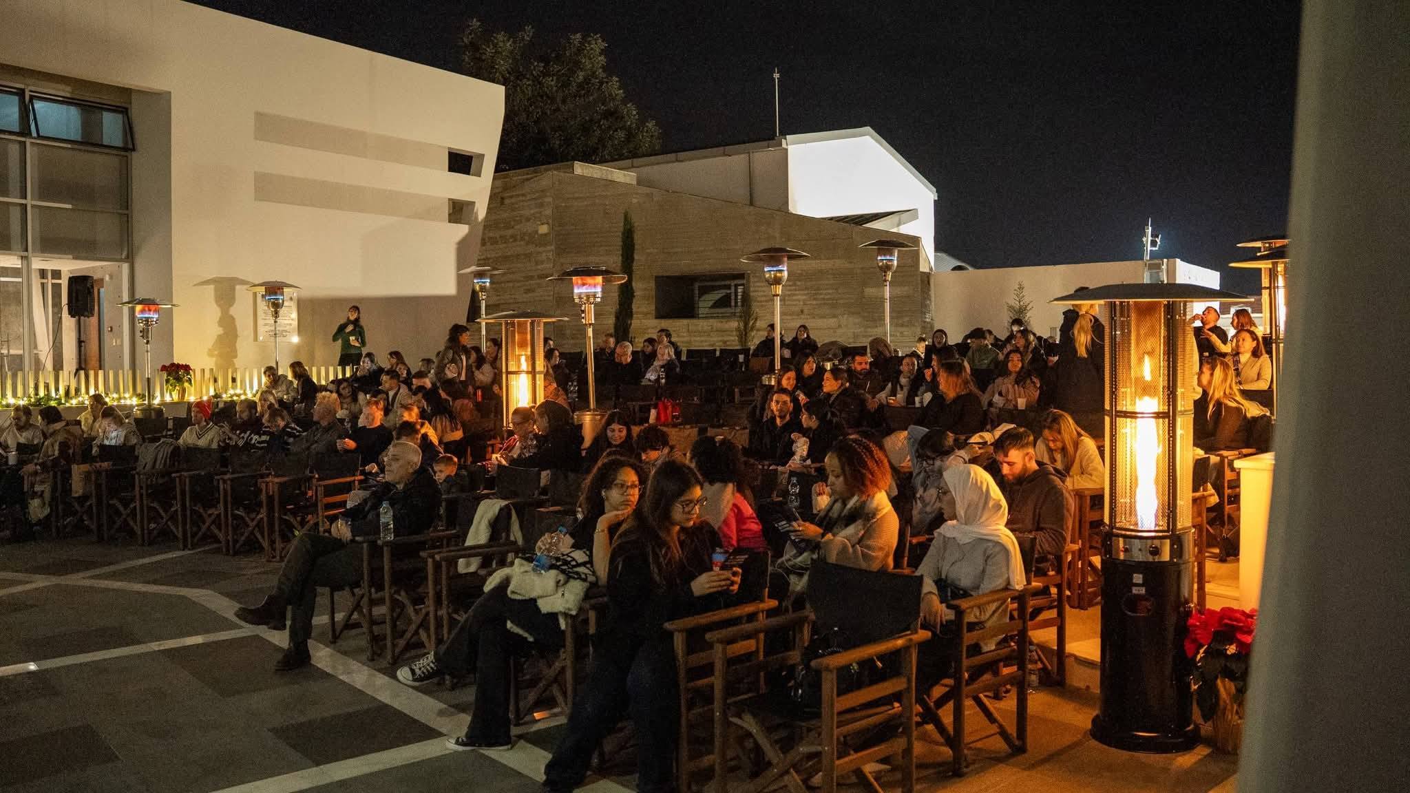 Δ. Πάφου : Υπαίθρια προβολή στο θερινό Αττικόν