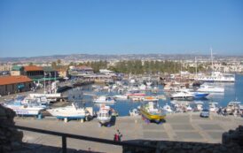 Φωτιά σε ελλιμενισμένο σκάφος στην Πάφο, δεν κινδύνευσε κάποιος άνθρωπος