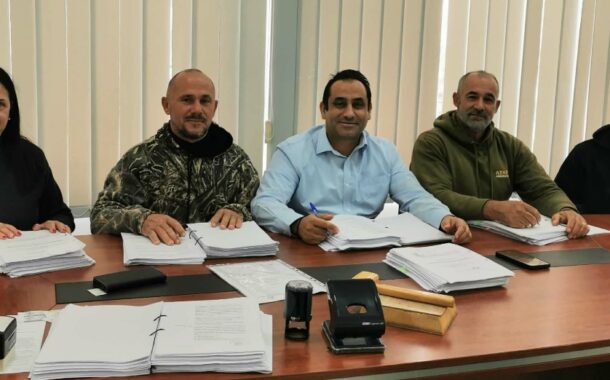 Υπογραφή δύο συμβολαίων στο Δημοτικό Μέγαρο Δήμου Ακάμα