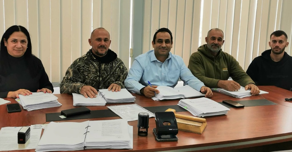 Υπογραφή δύο συμβολαίων στο Δημοτικό Μέγαρο Δήμου Ακάμα