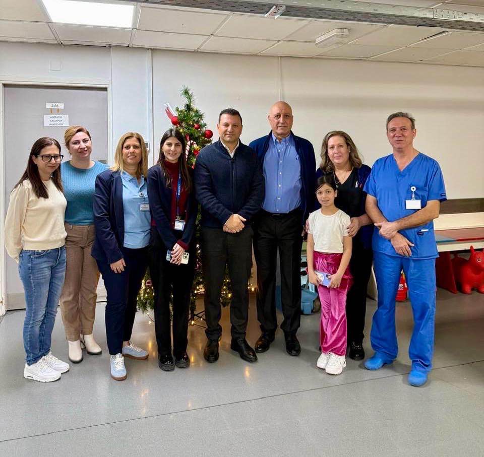Επίσκεψη Πάζαρου στο παιδιατρικό και μαιευτική κλινική του Νοσοκομείου Πάφου