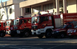 Στις φλόγες μάντρα οχημάτων