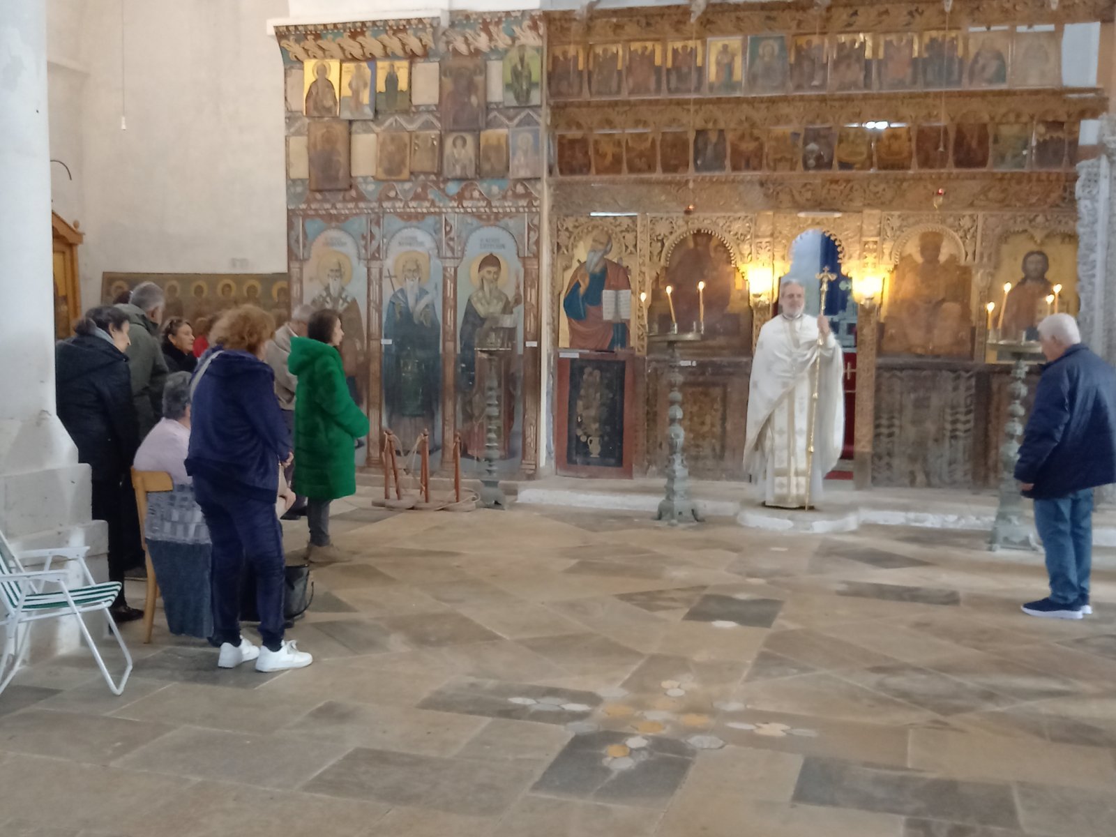 Στη σκιά της κατοχής, το φως της πίστης: Δέος και συγκίνηση στην τελευταία λειτουργία του έτους στη Μονή Αποστόλου Βαρνάβα