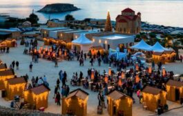 Κέρδισε τις εντυπώσεις το χριστουγεννιάτικο χωριό του του Cap St Georges Hotel & Resort