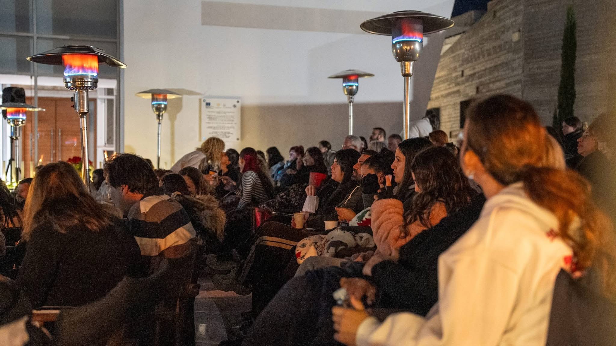 Η καρδιά της Πάφου χτύπησε σε ρυθμούς street party