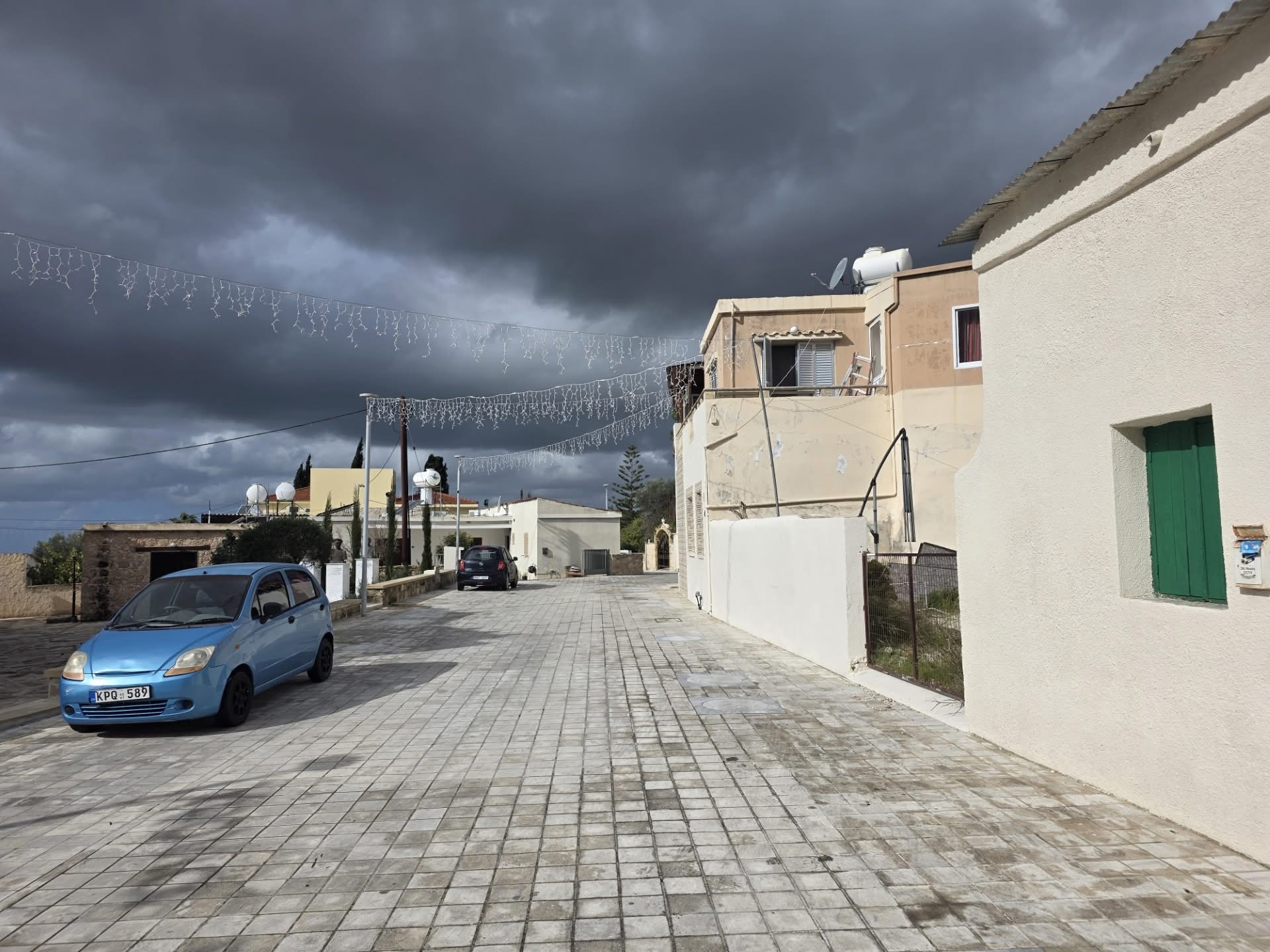 Σε επιφυλακή ο ΕΟΑ Πάφου με 4 συνεργεία λόγω καιρικών φαινομένων