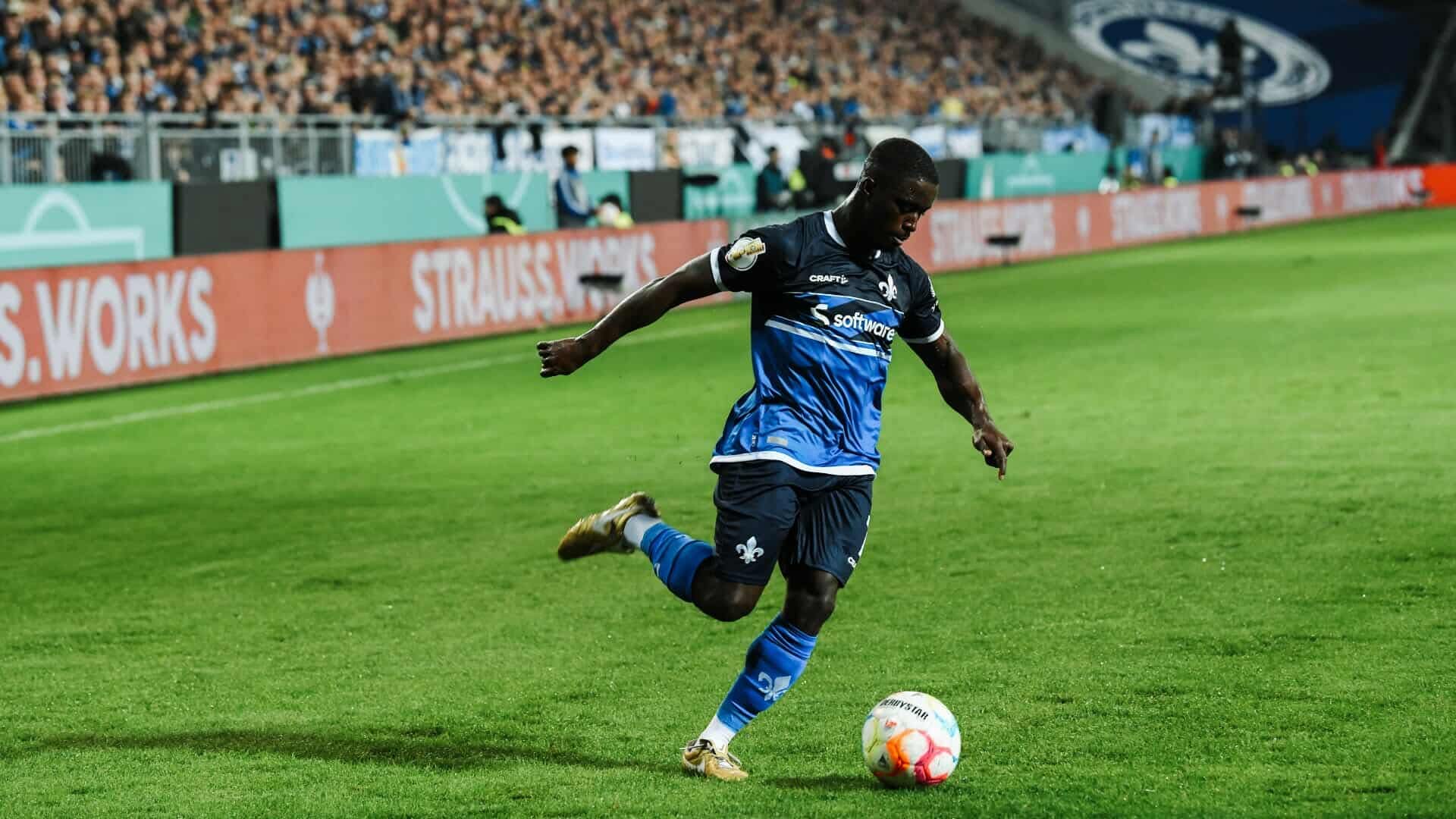 Μεταγραφικό: Στον Ακρίτα ο Μανού