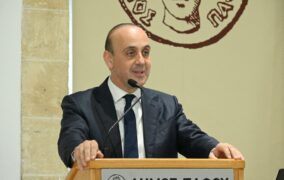 ΥΠΕΣ: Σε αργία οι Δήμαρχοι Πάφου και Λευκονίκου βάσει του περί Δήμων Νόμου