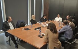 Επίσκεψη αντιπροσωπείας της Επαρχιακής Επιτροπής Πάφου του ΑΚΕΛ στην ΑΗΚ Πάφου – Ενέργεια, κόστος ζωής και ασφάλεια εφοδιασμού στο επίκεντρο