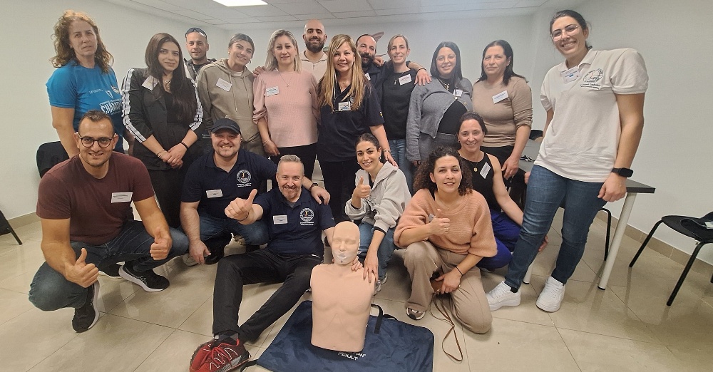 Σεμινάριο εκπαίδευσης καρδιοπνευμονικής αναζωογόνησης σε άτομα με ιδιαιτερότητα στην ακοή