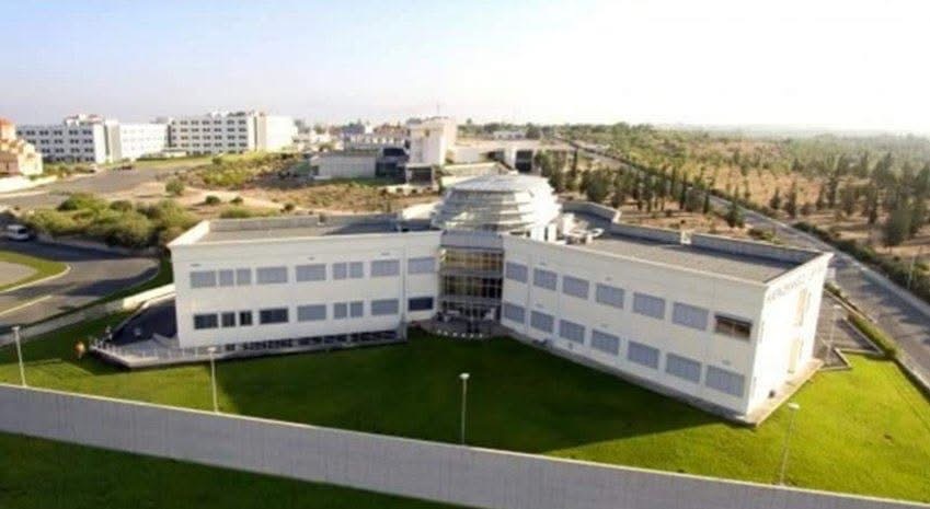 Βοηθήστε: Μια Σταγόνα Ελπίδας για τον μικρό Κωνσταντίνο