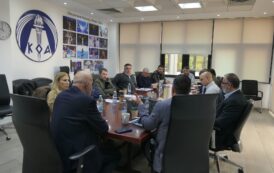 Η αναβάθμιση του γηπέδου στη Γεροσκήπου στο επίκεντρο συνάντησης στον ΚΟΑ