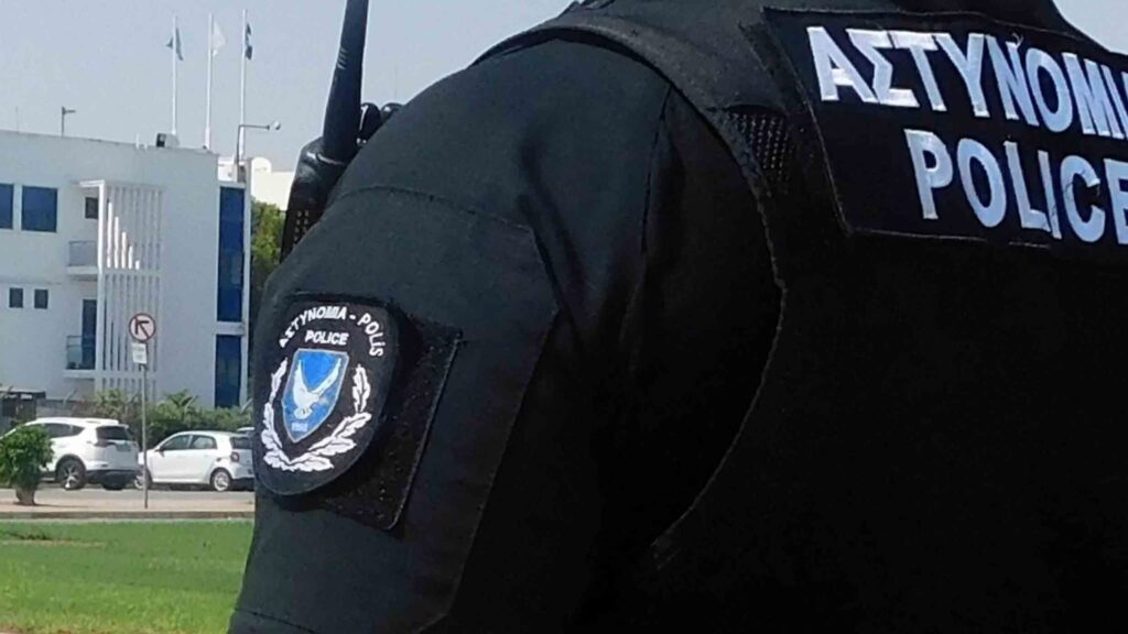 ΠΡΟΣΟΧΗ! Επιτήδειοι παριστάνουν υπαλλήλους της ΑΗΚ και αποσπούν χρήματα από πολίτες