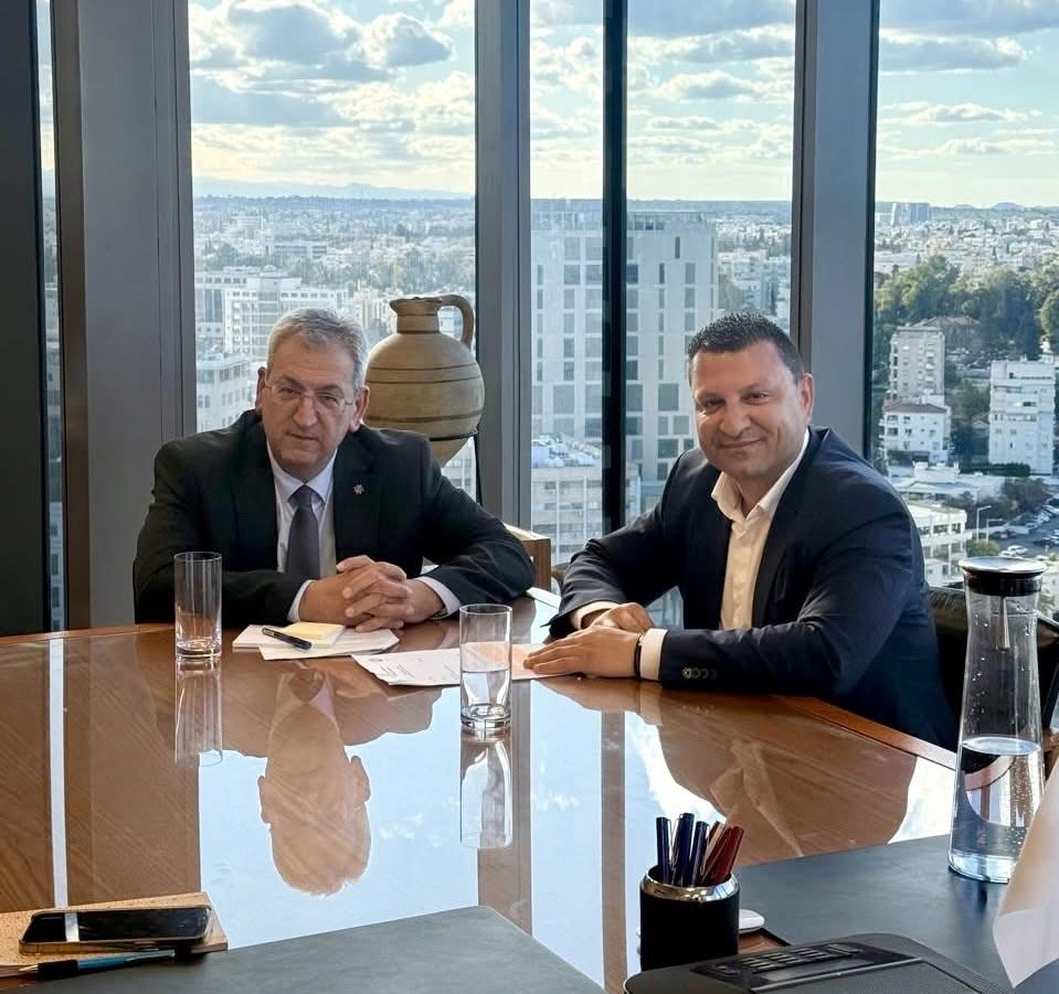 ΣΥΝΑΝΤΗΣΗ ΧΑΡΑΛΑΜΠΟΥ ΠΑΖΑΡΟΥ ΜΕ ΥΠΟΥΡΓΟ ΕΡΓΑΣΙΑΣ ΓΙΑ ΤΗΝ ΠΡΟΤΑΣΗ ΤΟΥ ΓΙΑ ΤΑ ΠΡΟΒΛΗΜΑΤΑ ΣΤΗΝ ΕΓΚΡΙΣΗ ΤΩΝ ΣΥΝΤΑΞΕΩΝ ΑΝΙΚΑΝΟΤΗΤΑΣ ΑΠΟ ΤΗ ΜΗ ΙΚΑΝΟΠΟΙΗΣΗ ΤΩΝ ΑΣΦΑΛΙΣΤΙΚΩΝ ΠΡΟΫΠΟΘΕΣΕΩΝ