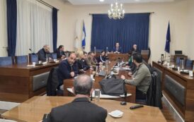 Διακόπηκε η συνεδρίαση του Δημοτικού Συμβουλίου Πάφου εν μέσω απουσιών και αποχωρήσεων