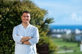 &Omicron; &Kappa;&omega;&nu;&sigma;&tau;&alpha;&nu;&tau;ί&nu;&omicron;&sigmaf; &Kappa;&alpha;&rho;&sigma;&epsilon;&rho;ά&sigmaf; &sigma;&tau;&omicron; &psi;&eta;&phi;&omicron;&delta;έ&lambda;&tau;&iota;&omicron; &tau;&omicron;&upsilon; &Delta;&Eta;&Sigma;&Upsilon; &sigma;&tau;&eta;&nu; &Pi;ά&phi;&omicron;