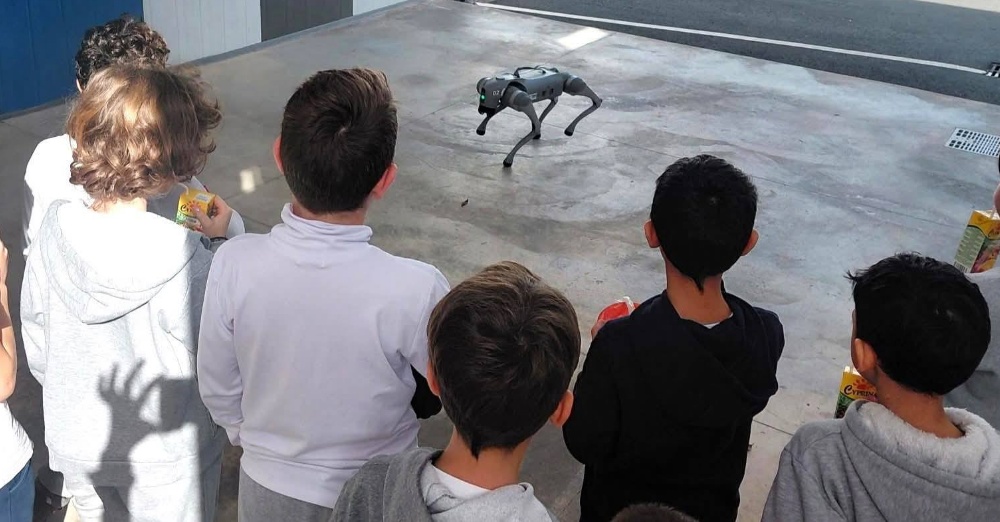 Το Παν. Νεάπολις Πάφος υποδέχτηκε μαθητές Δημοτικού σε εργαστήριο εκπαιδευτικής ρομποτικής