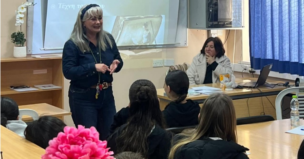 Εργαστήρι Λογοτεχνίας στο Γυμνάσιο Π. Χρυσοχούς : Μια πηγή έμπνευσης και φωτός