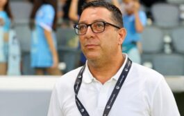 Απεβίωσε ο πατέρας του Χάρη Θεοχάρους